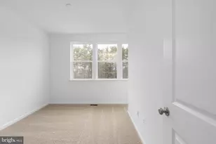 2546 Neabsco Common Pl, Woodbridge, VA 22191 - Photo 18