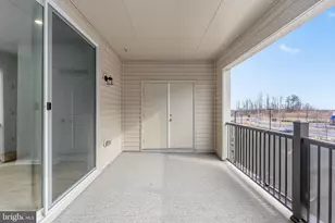 2546 Neabsco Common Pl, Woodbridge, VA 22191 - Photo 28