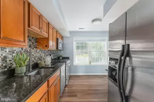 4748 S Park Ct, Woodbridge, VA 22193 - Photo 10