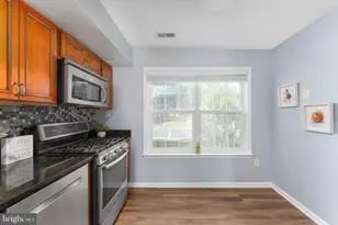 4748 S Park Ct, Woodbridge, VA 22193 - Photo 8