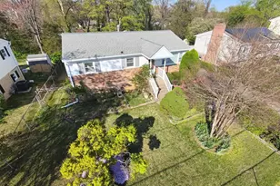 3931 Dominion Dr, Dumfries, VA 22026 - Photo 2