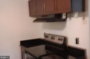 14206 Fullerton Rd, Woodbridge, VA 22193 - Photo 10