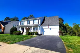 17734 Avenel Ln, Dumfries, VA 22026 - Photo 2