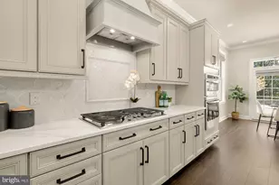 6202 Chancellorsville Dr, Gainesville, VA 20155 - Photo 16