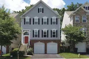 3321 Eagle Ridge Dr, Woodbridge, VA 22191 - Photo 1