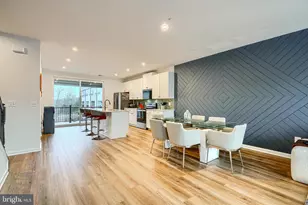 2596 Neabsco Common Pl, Woodbridge, VA 22191 - Photo 16