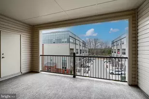 2596 Neabsco Common Pl, Woodbridge, VA 22191 - Photo 30