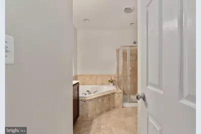 2881 Chinkapin Oak Lane #236, Woodbridge, VA 22191 - Photo 16