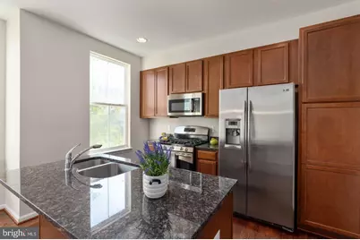 2881 Chinkapin Oak Lane #236, Woodbridge, VA 22191 - Photo 8