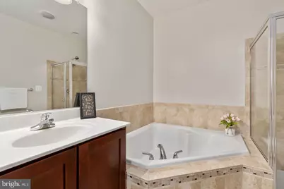 2881 Chinkapin Oak Lane #236, Woodbridge, VA 22191 - Photo 18