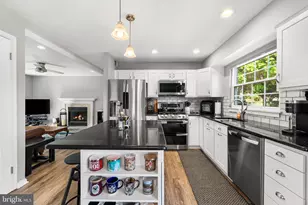 12682 Catawba Dr, Woodbridge, VA 22192 - Photo 12