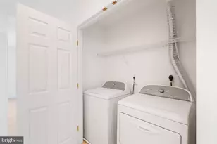 9023 Brewer Creek Pl, Manassas, VA 20109 - Photo 32