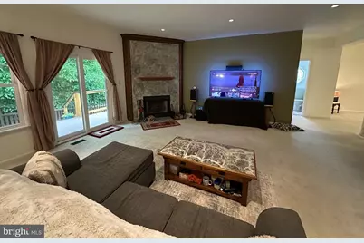15452 Cagney Court, Woodbridge, VA 22193 - Photo 20