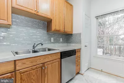 3398 Nadia Loop, Woodbridge, VA 22193 - Photo 22