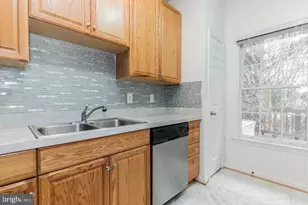 3398 Nadia Loop, Woodbridge, VA 22193 - Photo 22