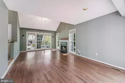 15045 Holleyside Drive, Dumfries, VA 22025 - Photo 6