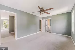 15045 Holleyside Dr, Dumfries, VA 22025 - Photo 30