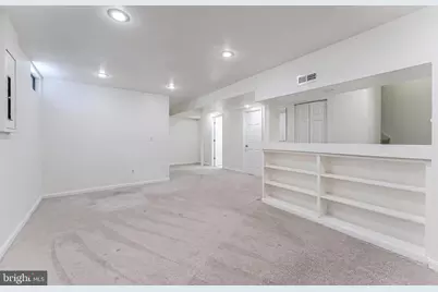 15045 Holleyside Drive, Dumfries, VA 22025 - Photo 36