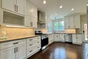 12434 Iona Sound Dr, Bristow, VA 20136 - Photo 4