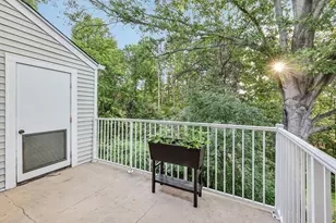 2856 Burgundy Pl, Woodbridge, VA 22192 - Photo 24