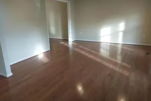 8219 Crackling Fire Dr, Gainesville, VA 20155 - Photo 6