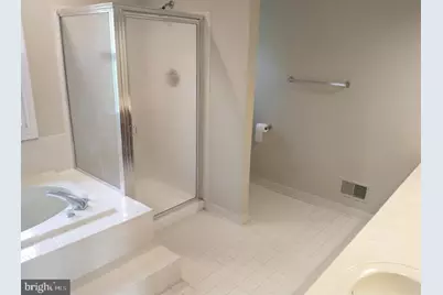 8219 Crackling Fire Drive, Gainesville, VA 20155 - Photo 10