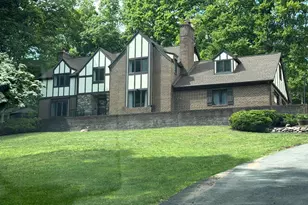 4896 Occoquan Club Dr, Woodbridge, VA 22192 - Photo 4