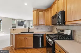 10017 Pentland Hills Way, Bristow, VA 20136 - Photo 12