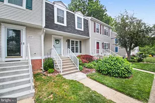2868 Burgundy Pl, Woodbridge, VA 22192 - Photo 4