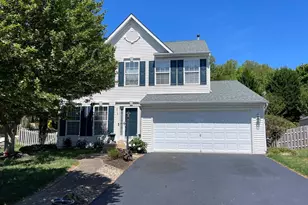 3726 Katie Pl, Triangle, VA 22172 - Photo 1