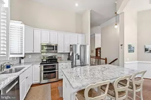 12028 Rutherglen Pl, Bristow, VA 20136 - Photo 8
