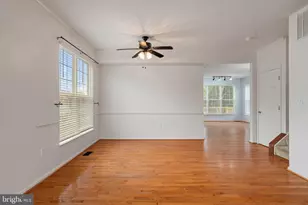 12028 Tango Ln, Woodbridge, VA 22193 - Photo 6