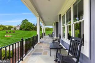 15730 Hunton Ln, Haymarket, VA 20169 - Photo 4