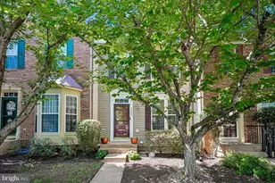 7025 Manahoac Pl, Gainesville, VA 20155 - Photo 2
