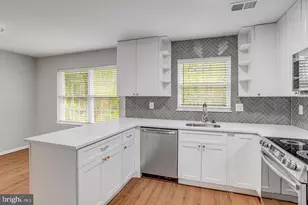 15327 Blacksmith Terrace, Woodbridge, VA 22191 - Photo 8