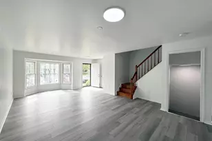 16848 Winston Ln, Woodbridge, VA 22191 - Photo 2