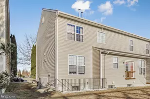 16714 Periscope Pl, Dumfries, VA 22026 - Photo 4