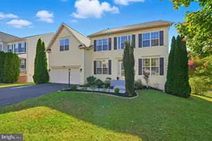 14979 Hopewells Landing Dr, Gainesville, VA 20155 - Photo 2