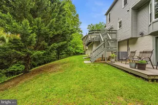 3660 Thomasson Crossing Dr, Triangle, VA 22172 - Photo 54
