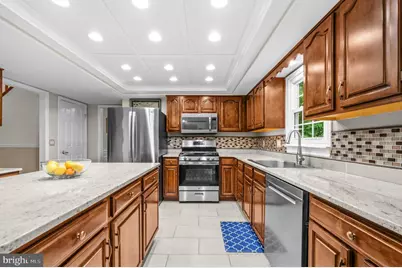 3660 Thomasson Crossing Drive, Triangle, VA 22172 - Photo 6