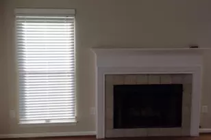 2693 Maple Ridge Dr, Woodbridge, VA 22192 - Photo 10