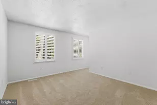 8181 Erika Dr, Manassas, VA 20112 - Photo 40