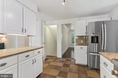 8181 Erika Drive, Manassas, VA 20112 - Photo 22