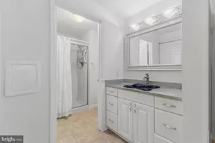 8181 Erika Dr, Manassas, VA 20112 - Photo 32