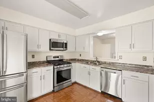 11186 Privates Ct, Manassas, VA 20109 - Photo 4