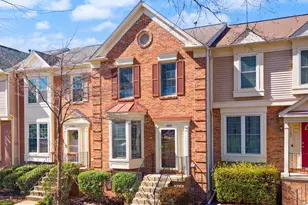 11186 Privates Ct, Manassas, VA 20109 - Photo 2