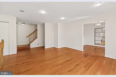 4045 Chetham Way, Woodbridge, VA 22192 - Photo 8