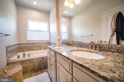 10680 Hinton Way, Manassas, VA 20112 - Photo 10