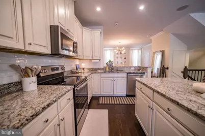 10680 Hinton Way, Manassas, VA 20112 - Photo 38