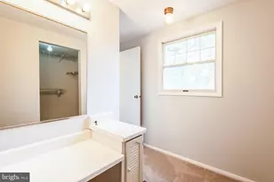 9908 Rickover Ct, Manassas, VA 20109 - Photo 16